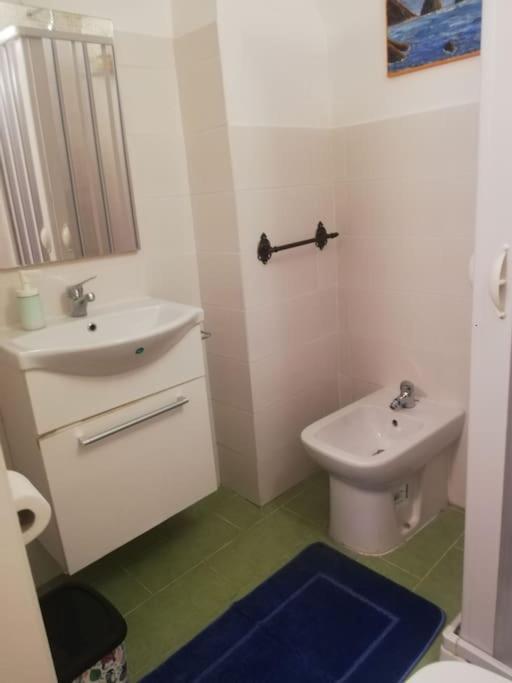 Capa E Coda Appartamento In Centro Storico Naples Luaran gambar