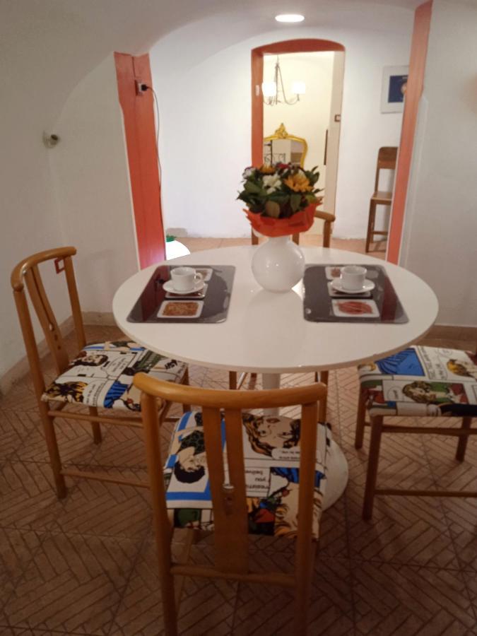 Capa E Coda Appartamento In Centro Storico Naples Luaran gambar